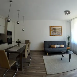 Heroes' Apartman Budapest